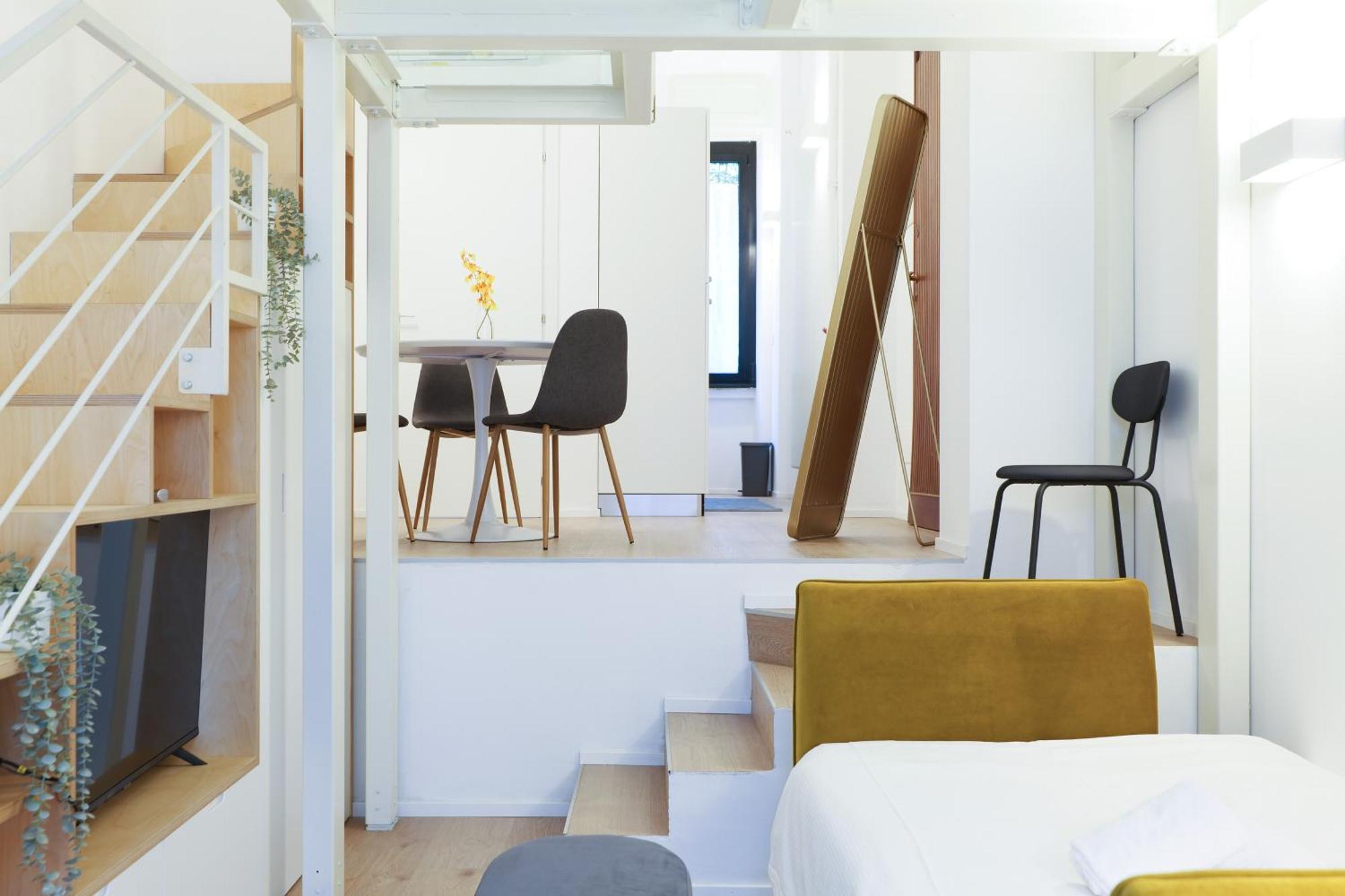 Studio Apartment